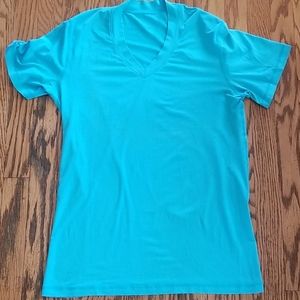 Lululemon Fitted V Neck tshirt